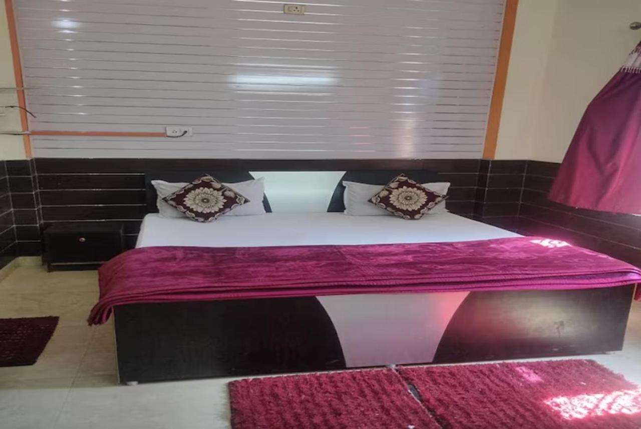 Goroomgo New Ashiyana Palace Hotel