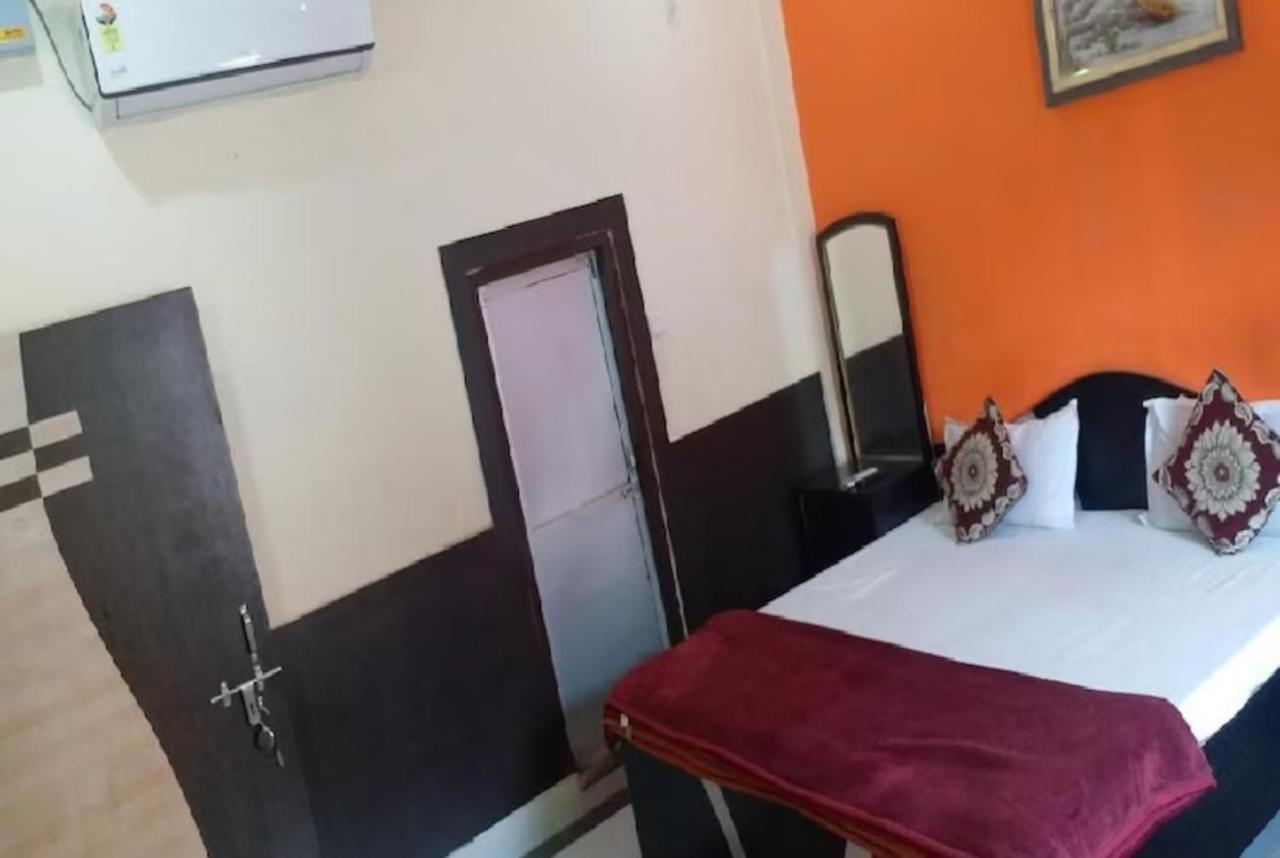 Hotel Goroomgo New Ashiyana Palace Varanasi
