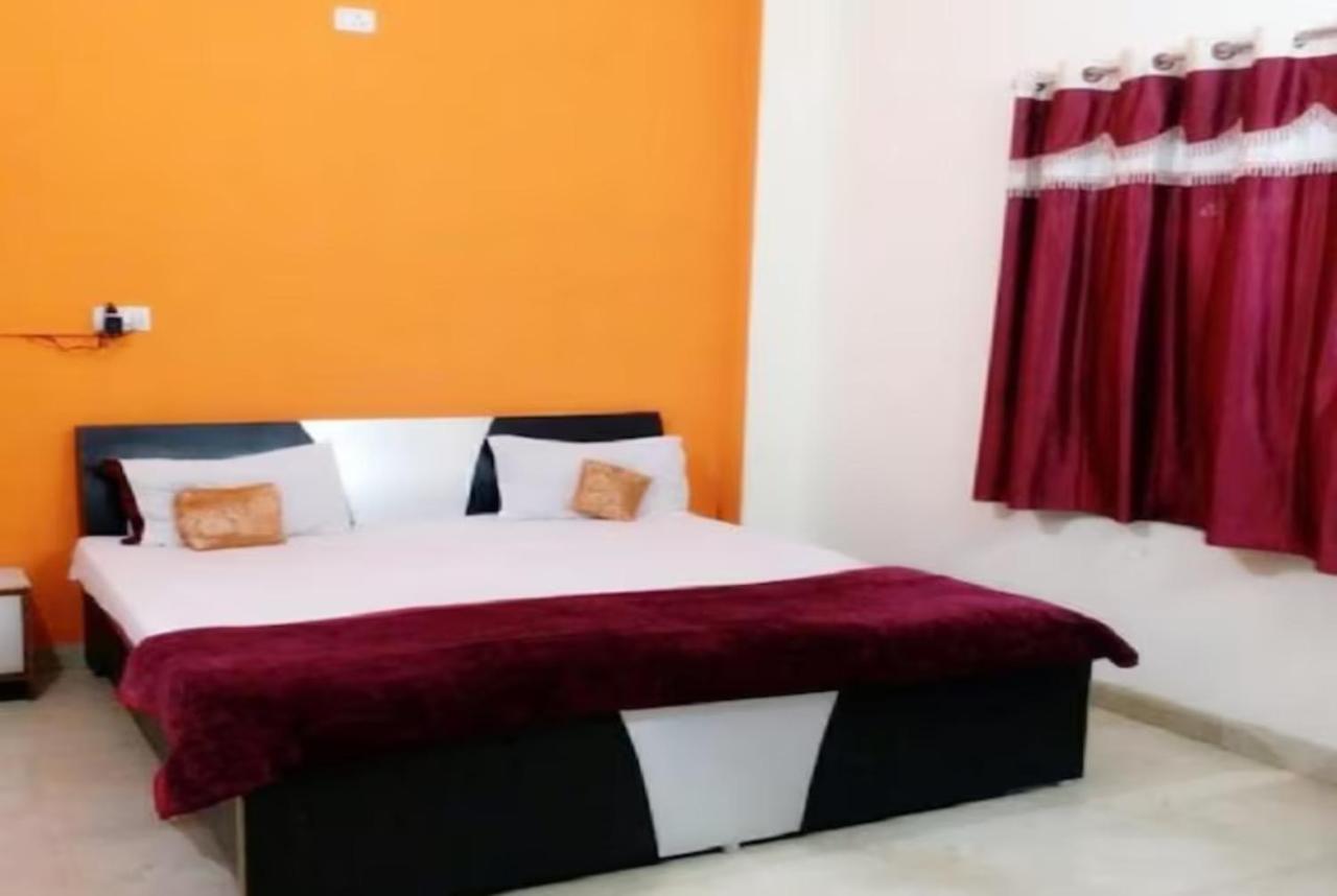 Goroomgo New Ashiyana Palace Hotel