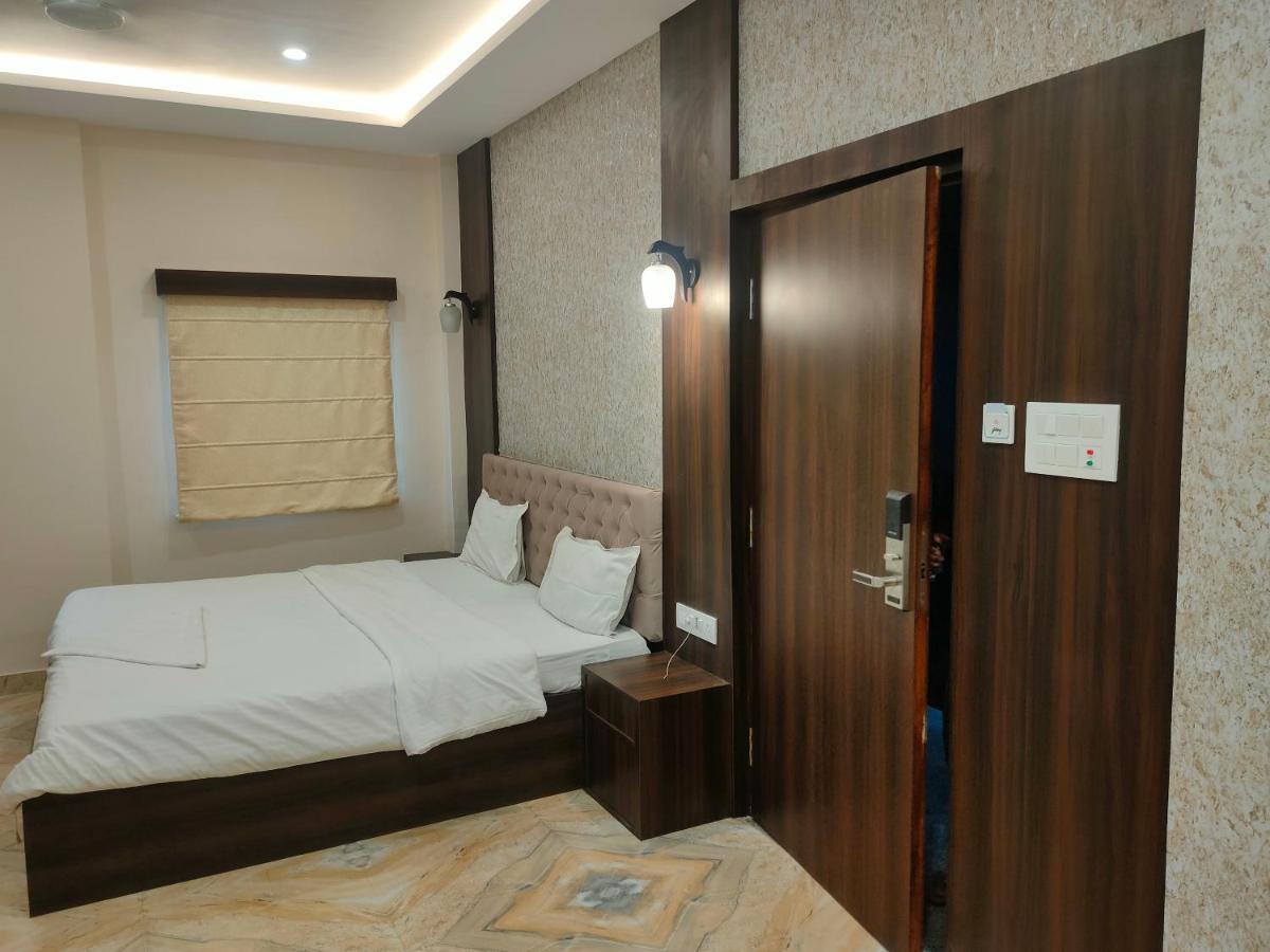 Hotel H.h.g Palace *