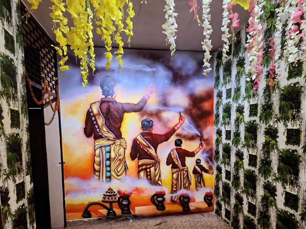 The Kashi Palace ,varanasi ! Fully-air-conditioned At Prime Location With Parking Availability, Near Kashi Vishwanath Temple, And Ganga Ghat Guest house *