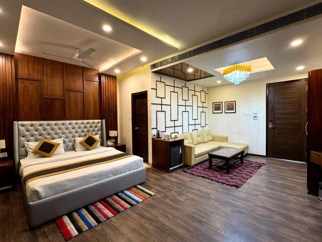 River Rhythm Assi Ghat 3*