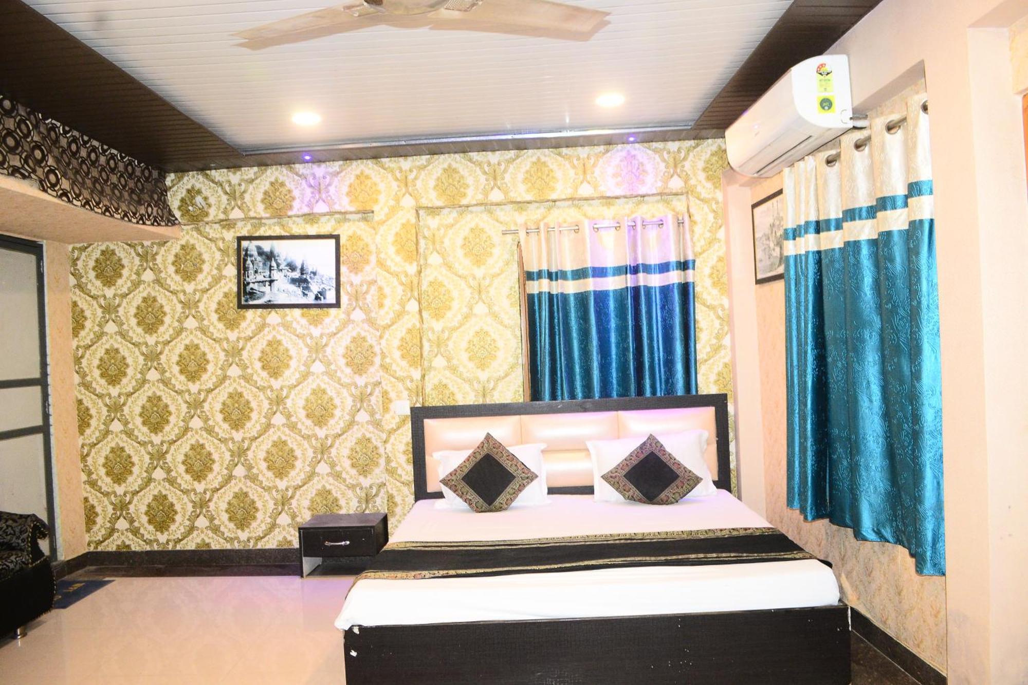 H R Guest house *