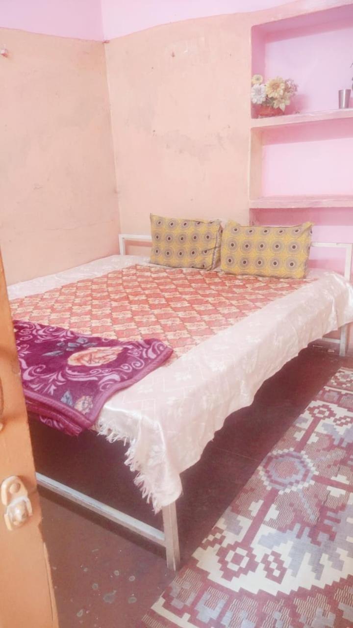 Harihar Ashram Homestay *