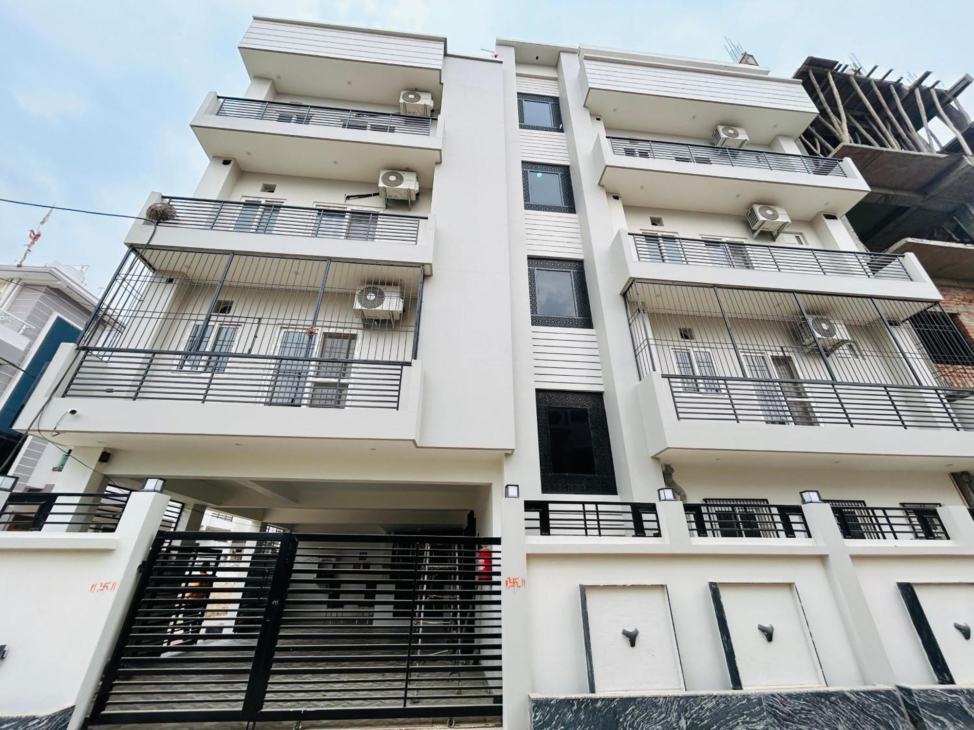 Apartment Bk Varanasi