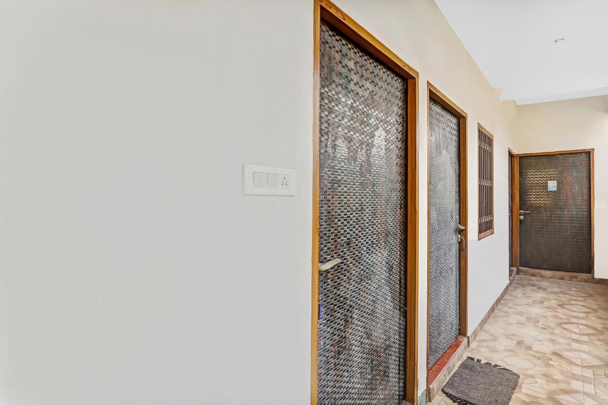 Guest house Prakash Landmark *