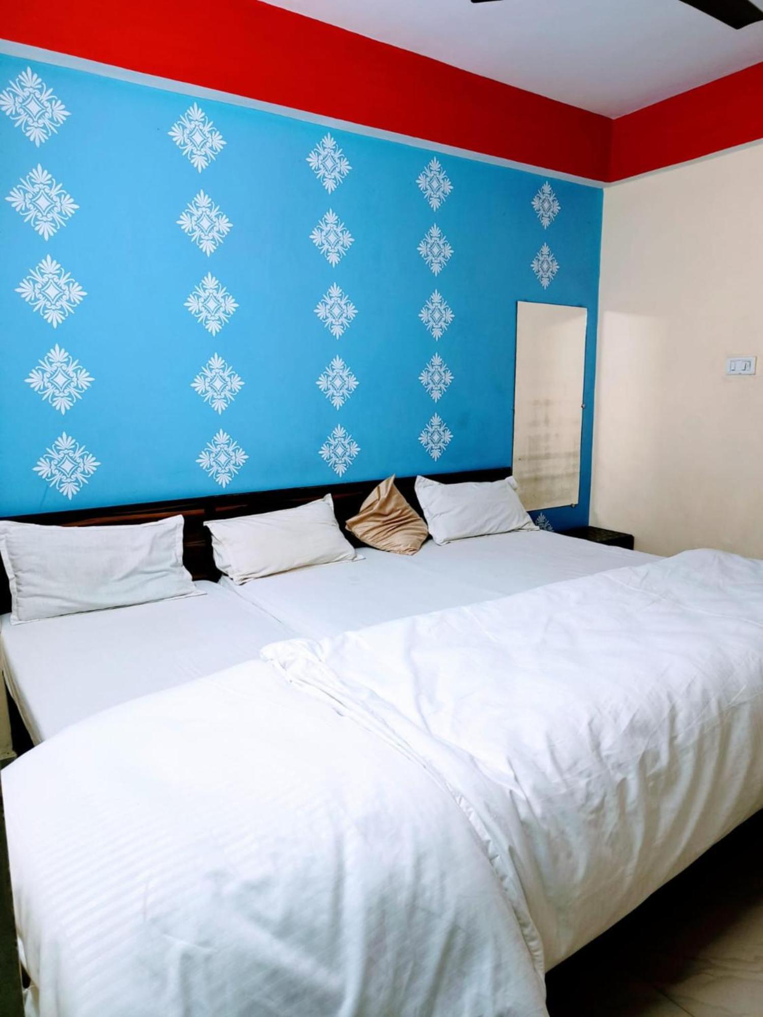 Hotel Goroomgo The Shivay