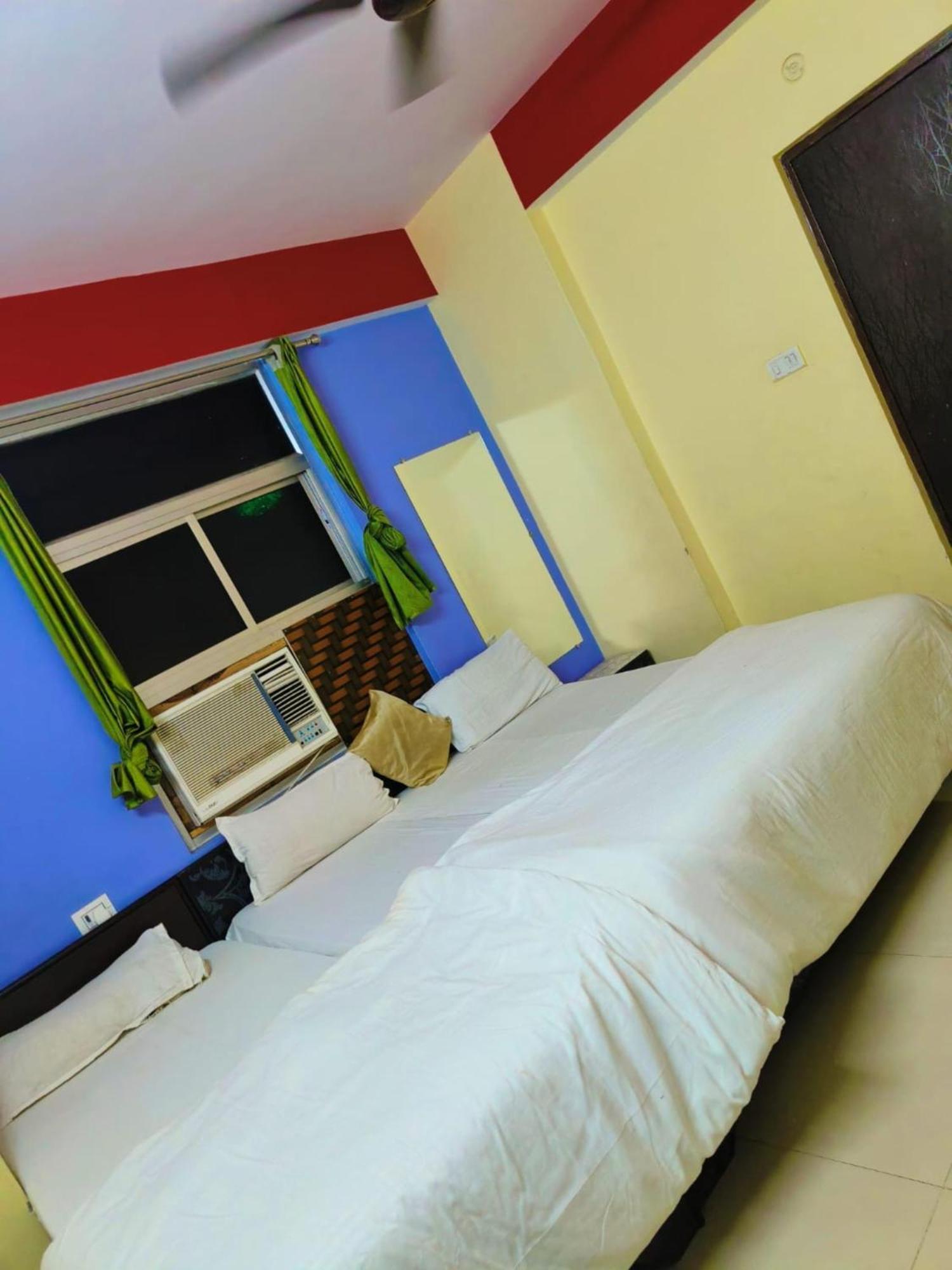 Hotel Goroomgo The Shivay 3*