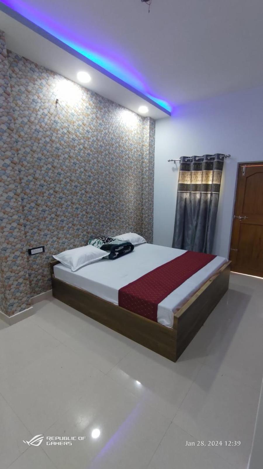Guest house Girdhari *