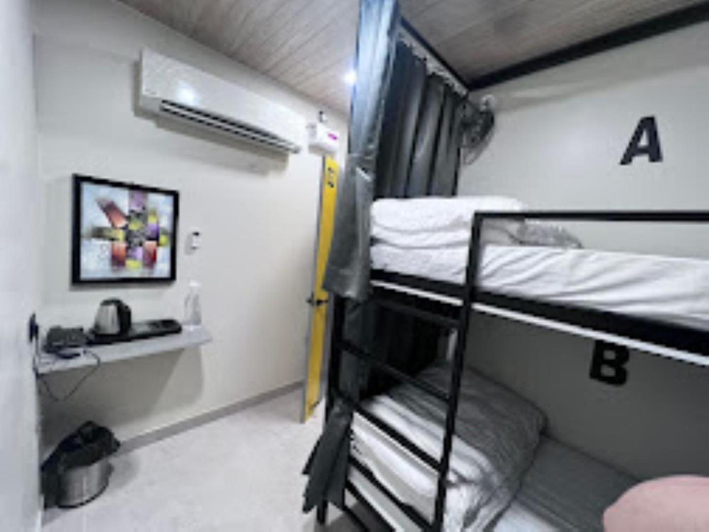 Shanti Dormitory, Hotel Varanasi