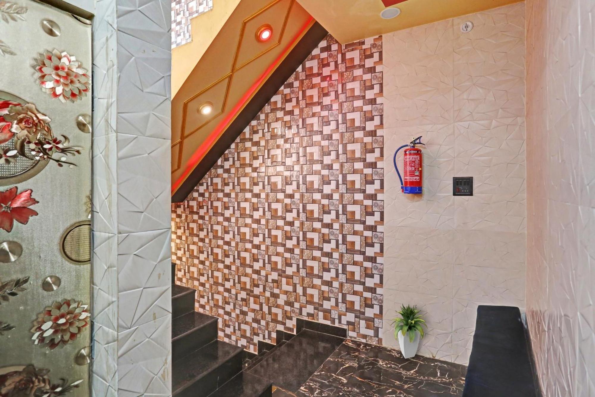 Flagship Sawariya Hotel 3*