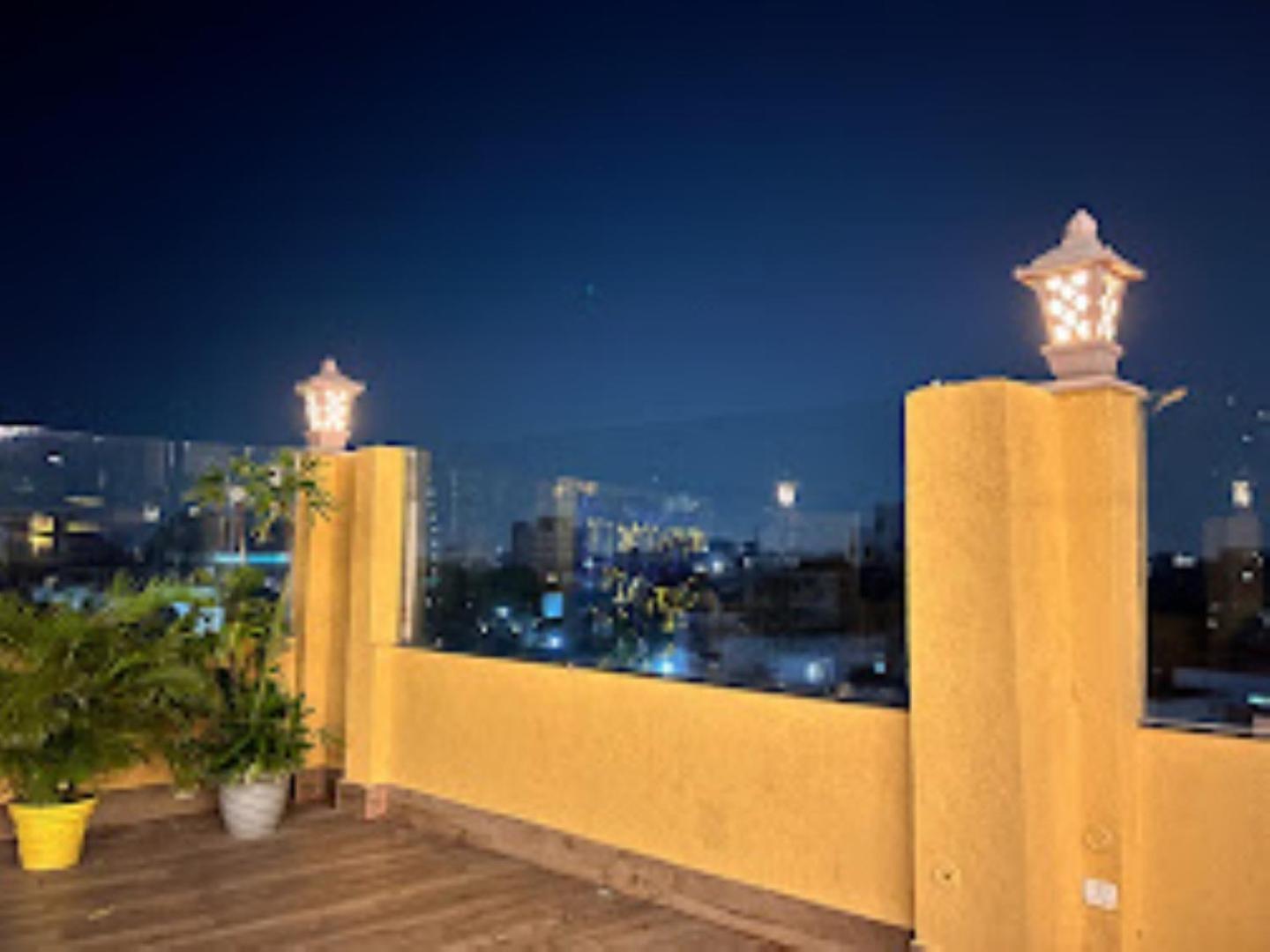 Hotel Radiance Courtyard,varanasi