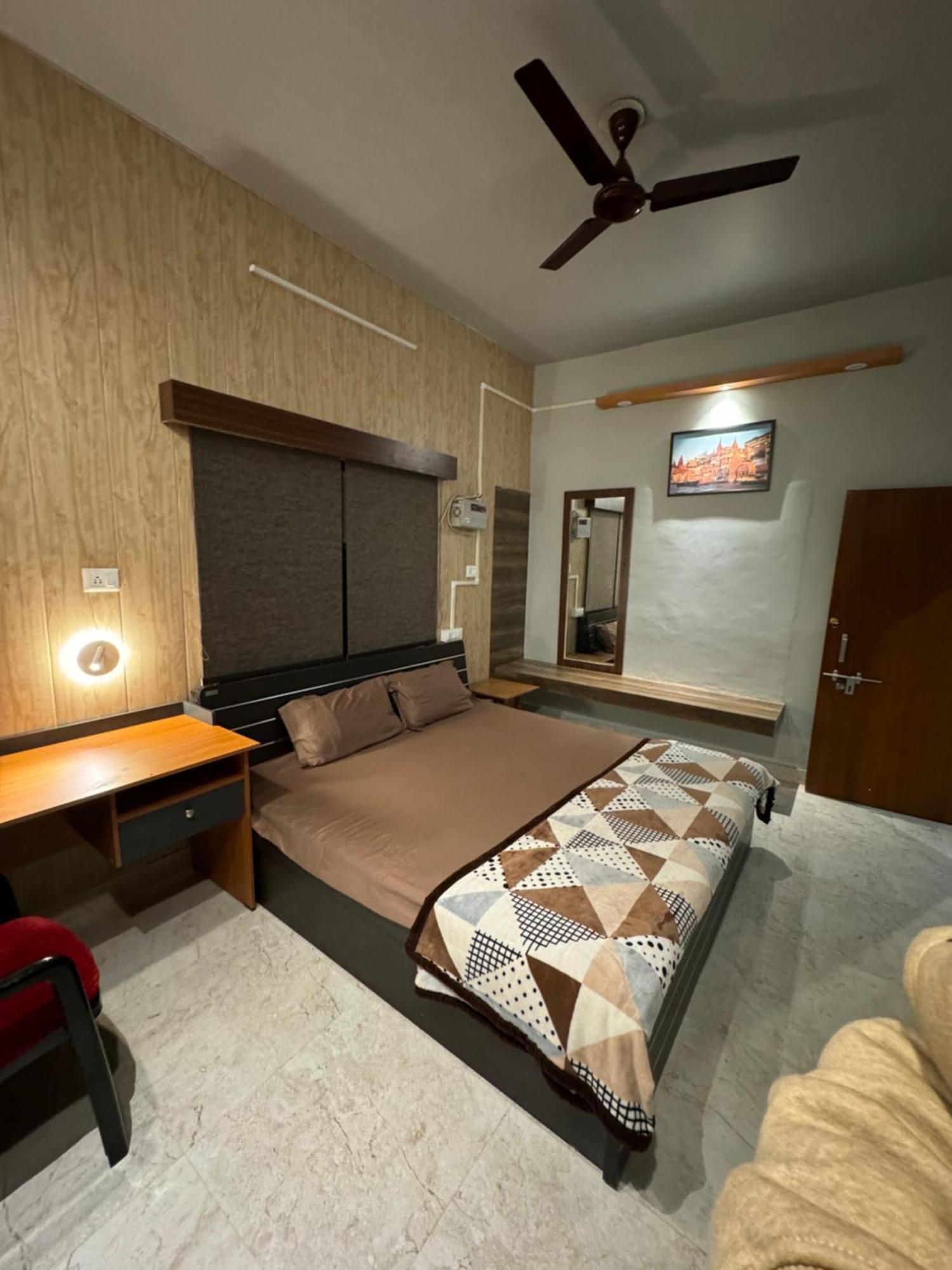 Kaashi Flora Homestay