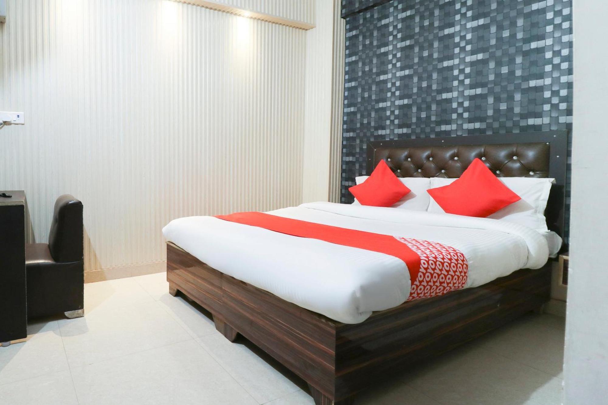 Hotel O Shiv Ganga Varanasi