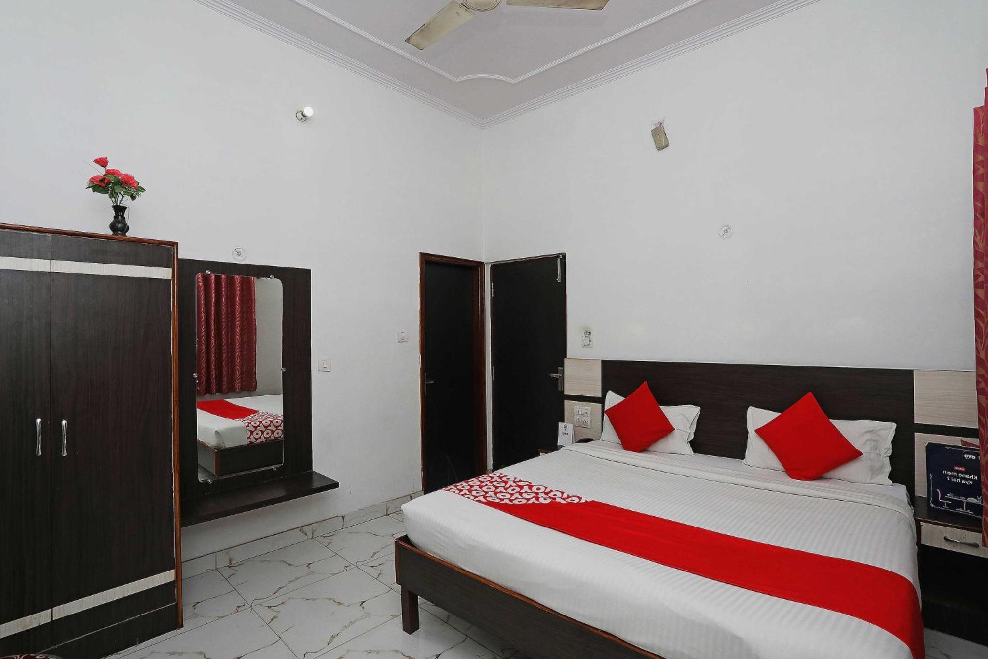 Super O Haveli 3* Varanasi