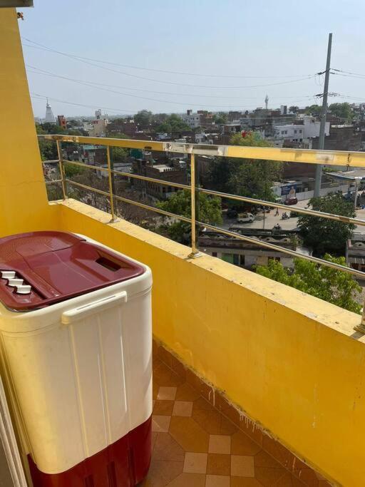 Carnival - Premium With Wifi Near Ghat For Families Only Apartment *