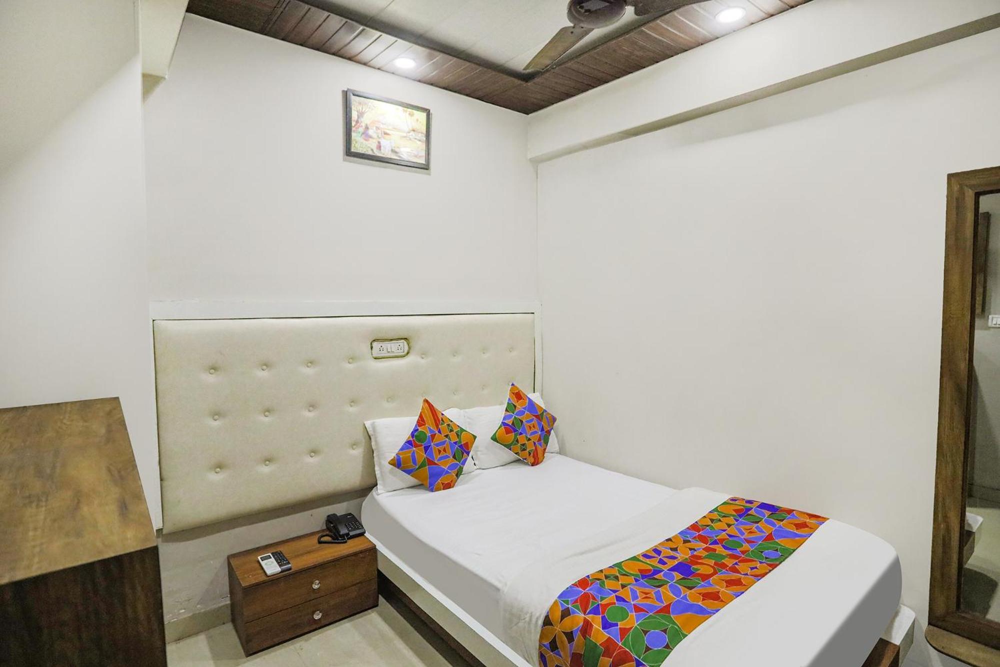 Hotel Fabhotel Prime Siddhant Palace