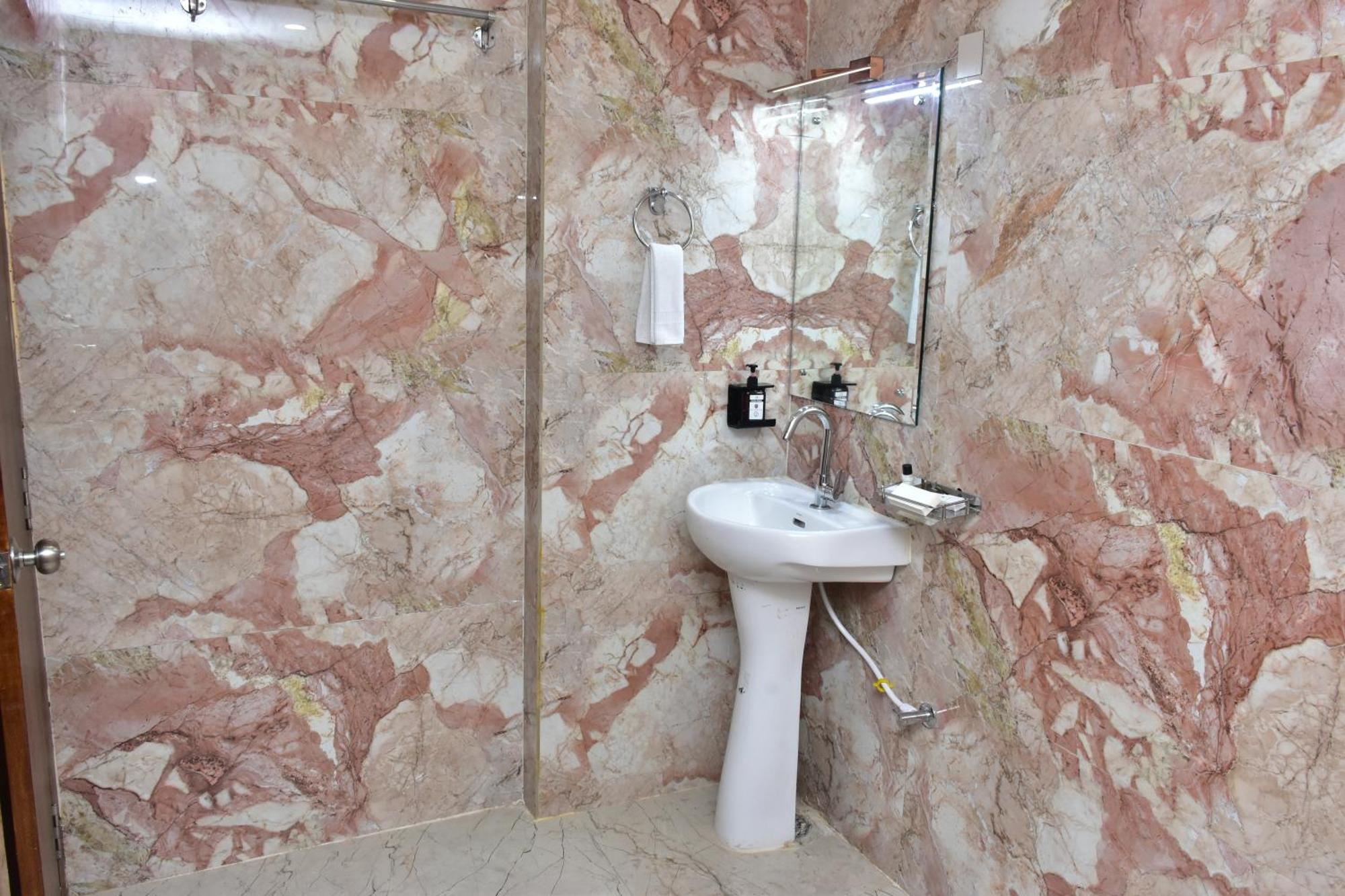 Jsr Ganga Hotel 3*