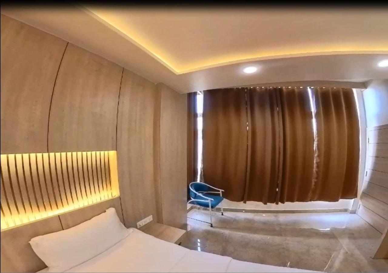 Prago By Deer Hotel 3*