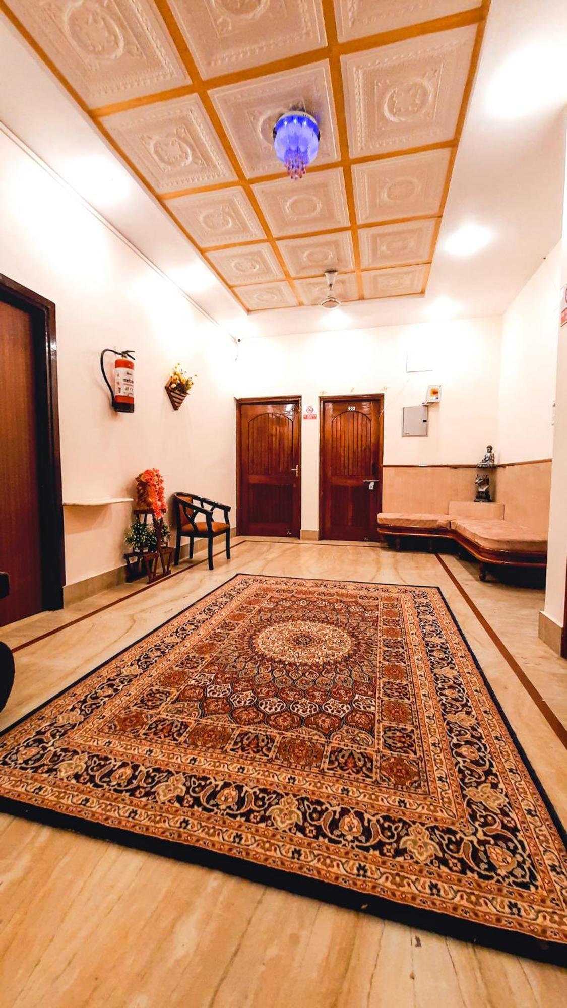 Rajyashree Palace Hotel Varanasi