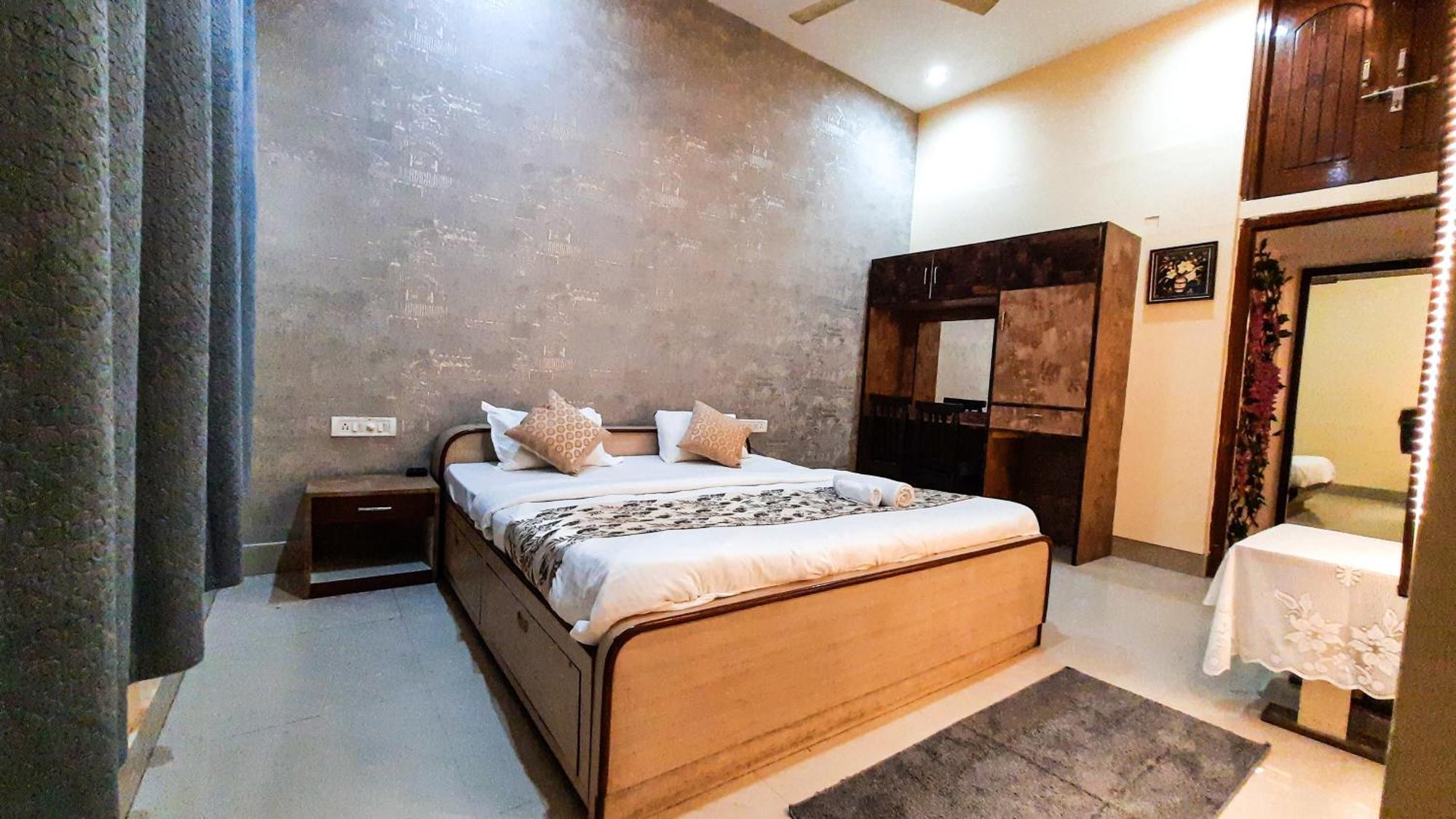 Hotel Rajyashree Palace