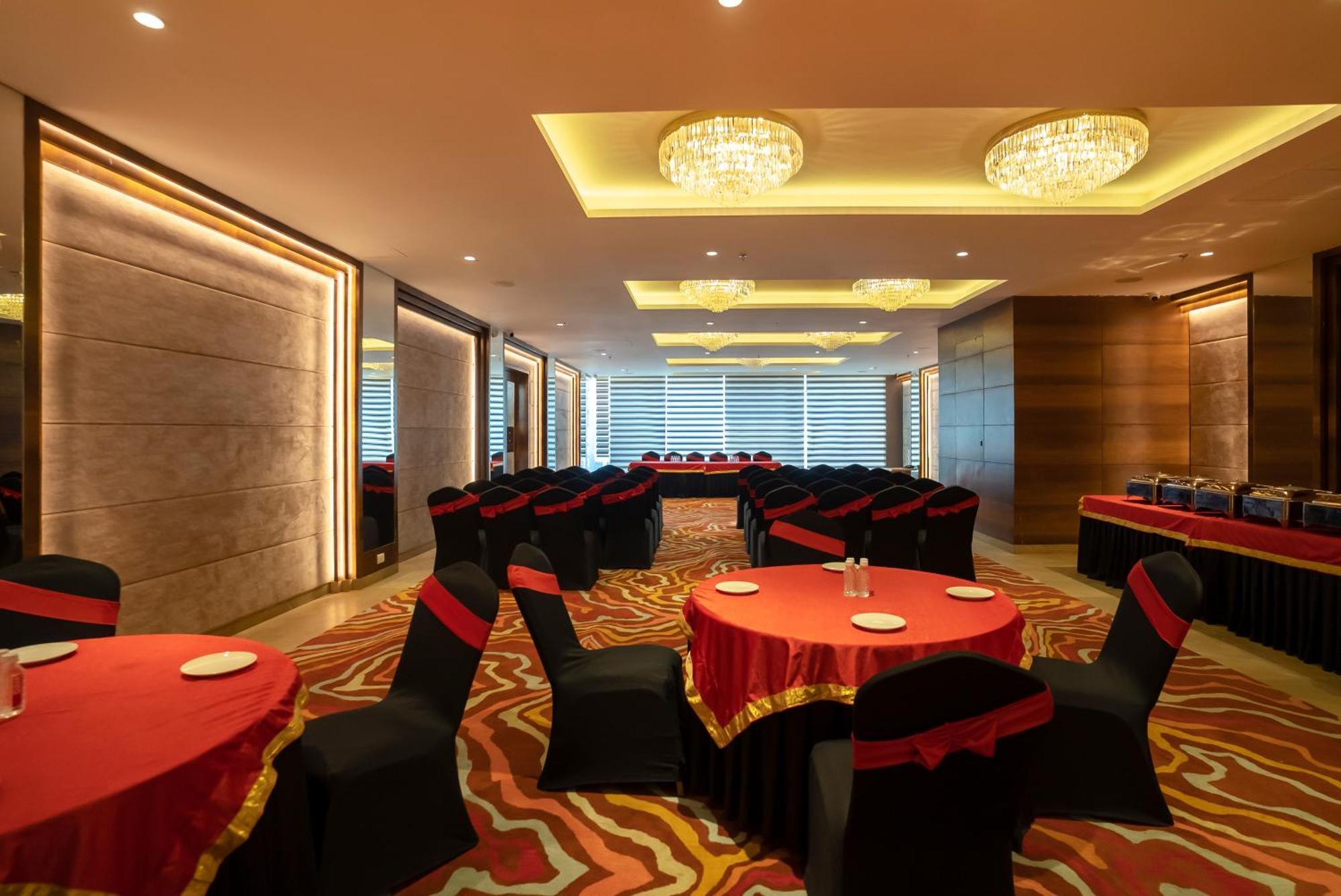 Hotel Celebrant Varanasi