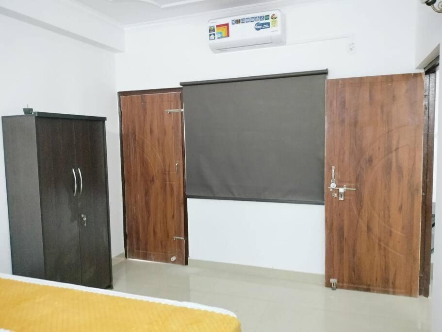 Kashidhya Namoghat Apartment Varanasi