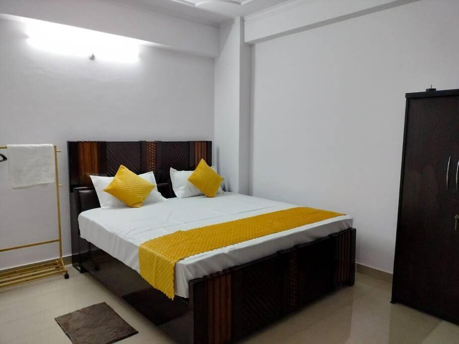 Kashidhya Namoghat Apartment Varanasi