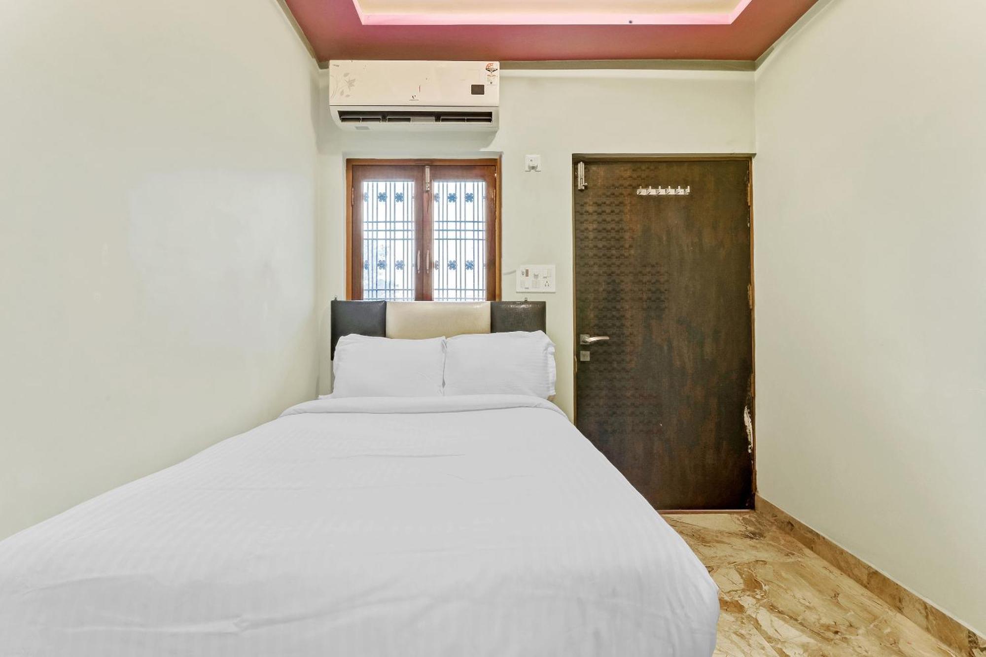 Prakash Landmark Guest house *