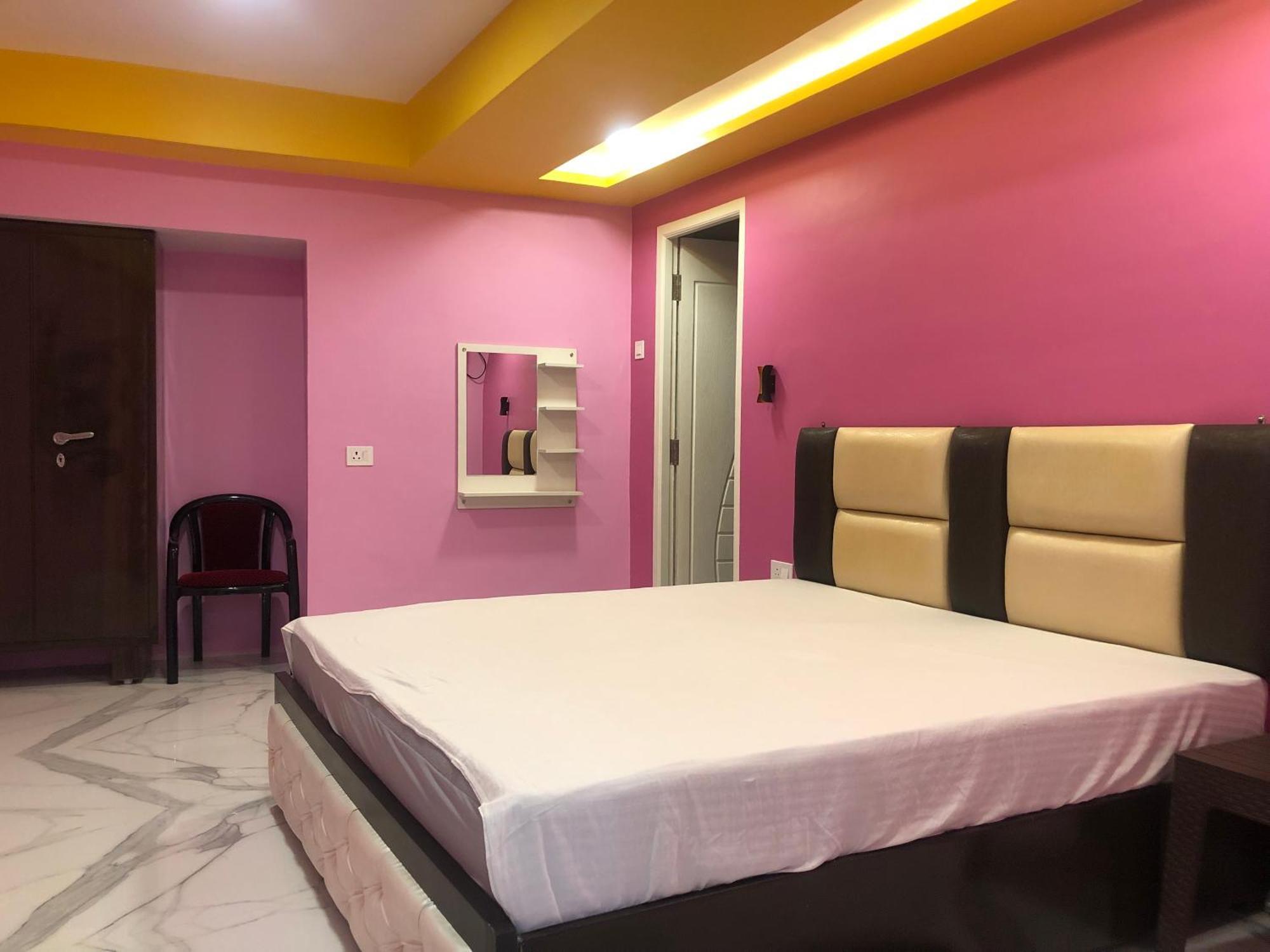 Prakash Landmark Guest house