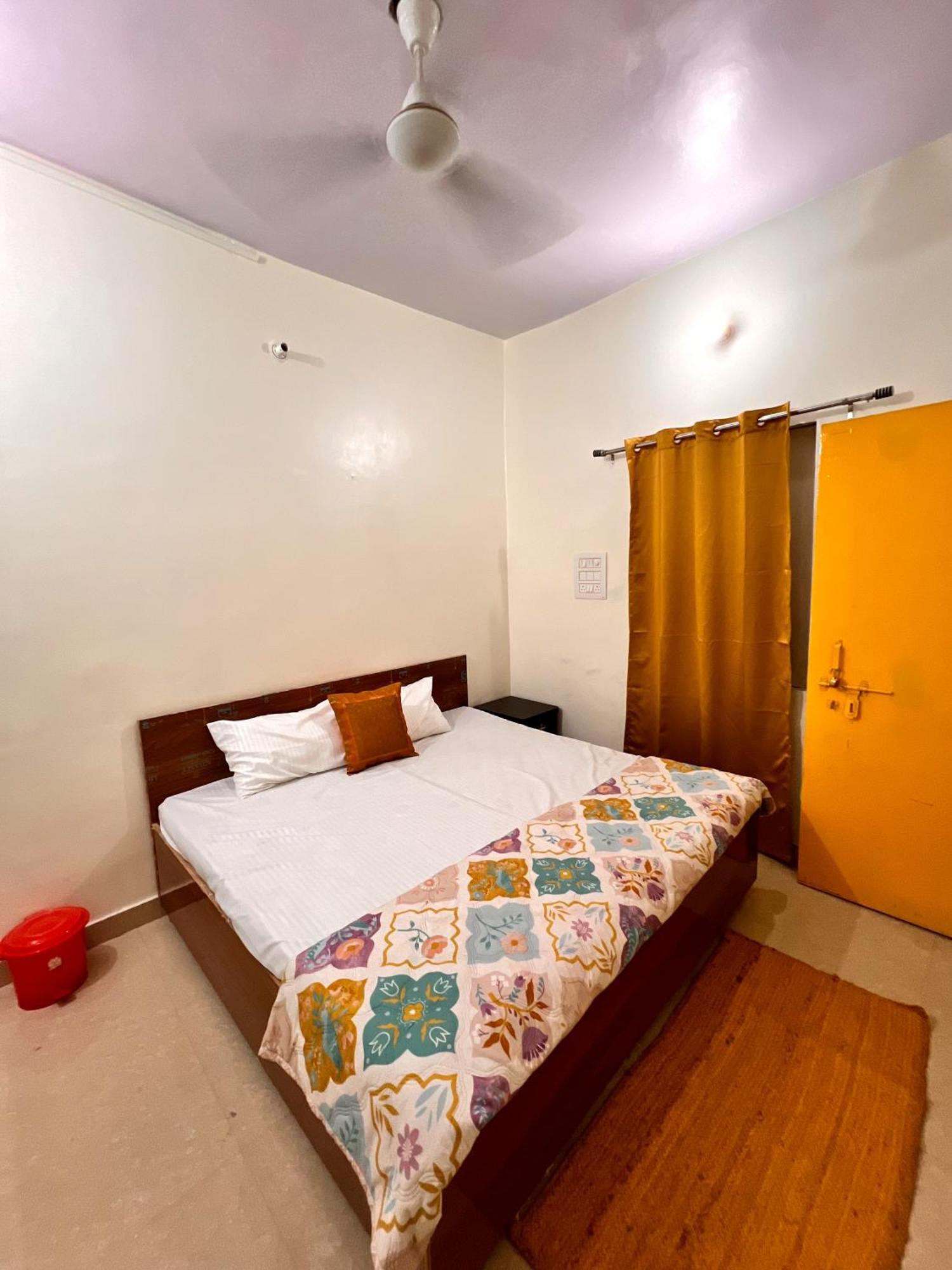 Guest house K V