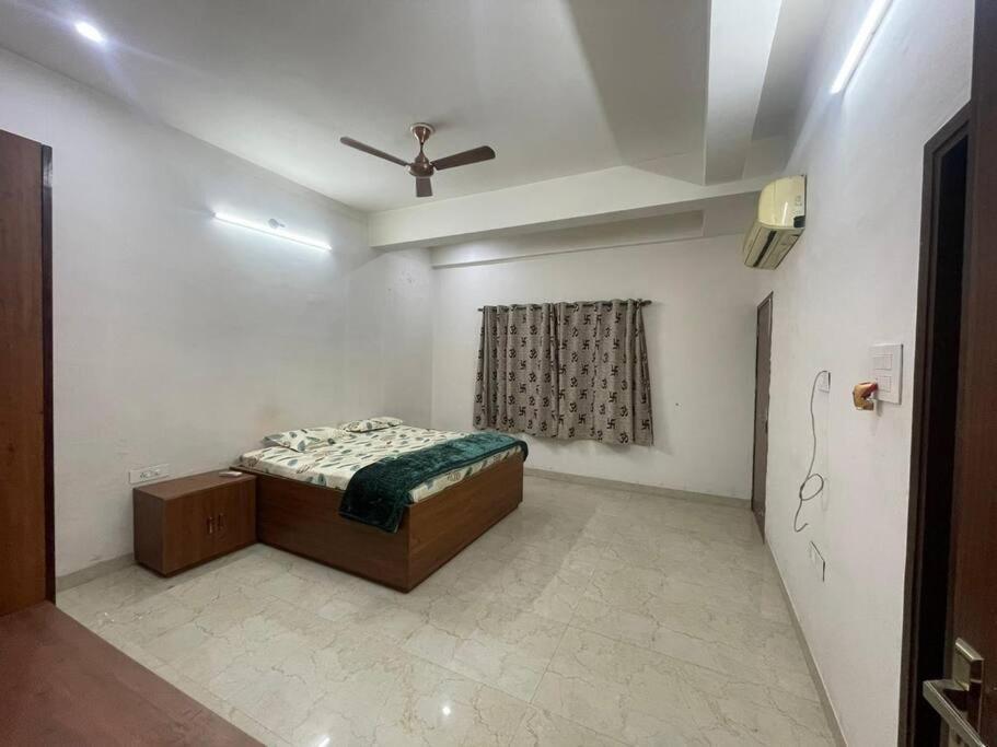 Ganga 2 Apartment
