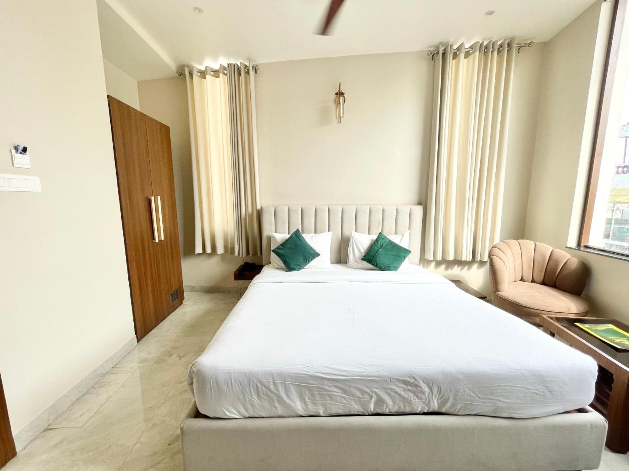 Vedangam ! - Foreigner's Choice ! Fully Air-conditioned With Parking Availability, Near Kashi Vishwanath Temple, And Ganga Ghat 2 Varanasi