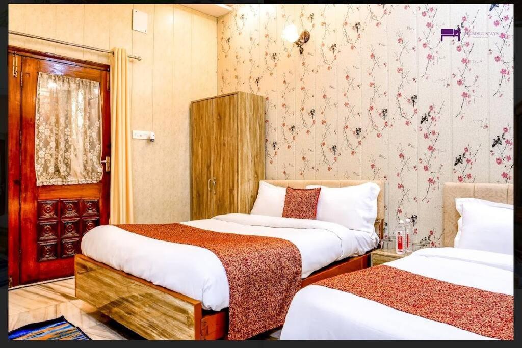 Villa Full At Heart Of Varanasi