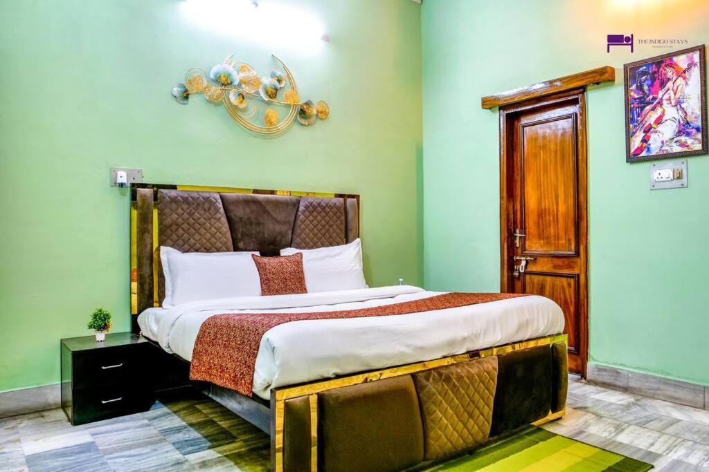 Villa Full At Heart Of Varanasi