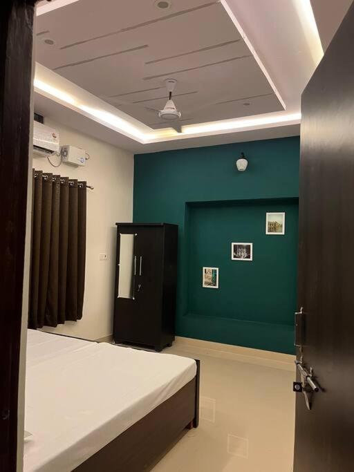 Kashi Ghar Apartment *