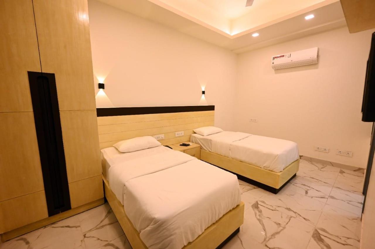 Hotel Prago By Deer 3*