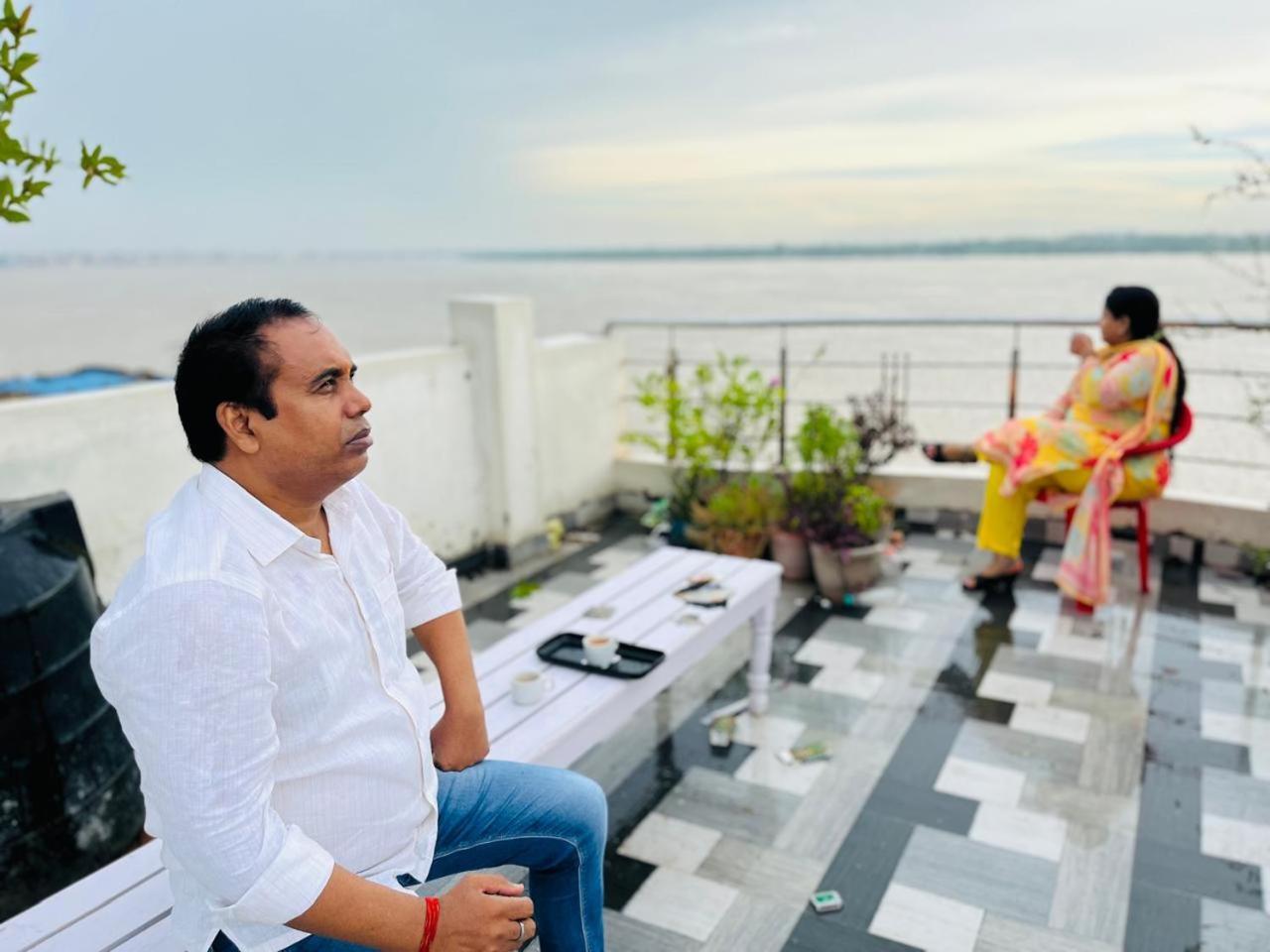 Guest house River View Paying *