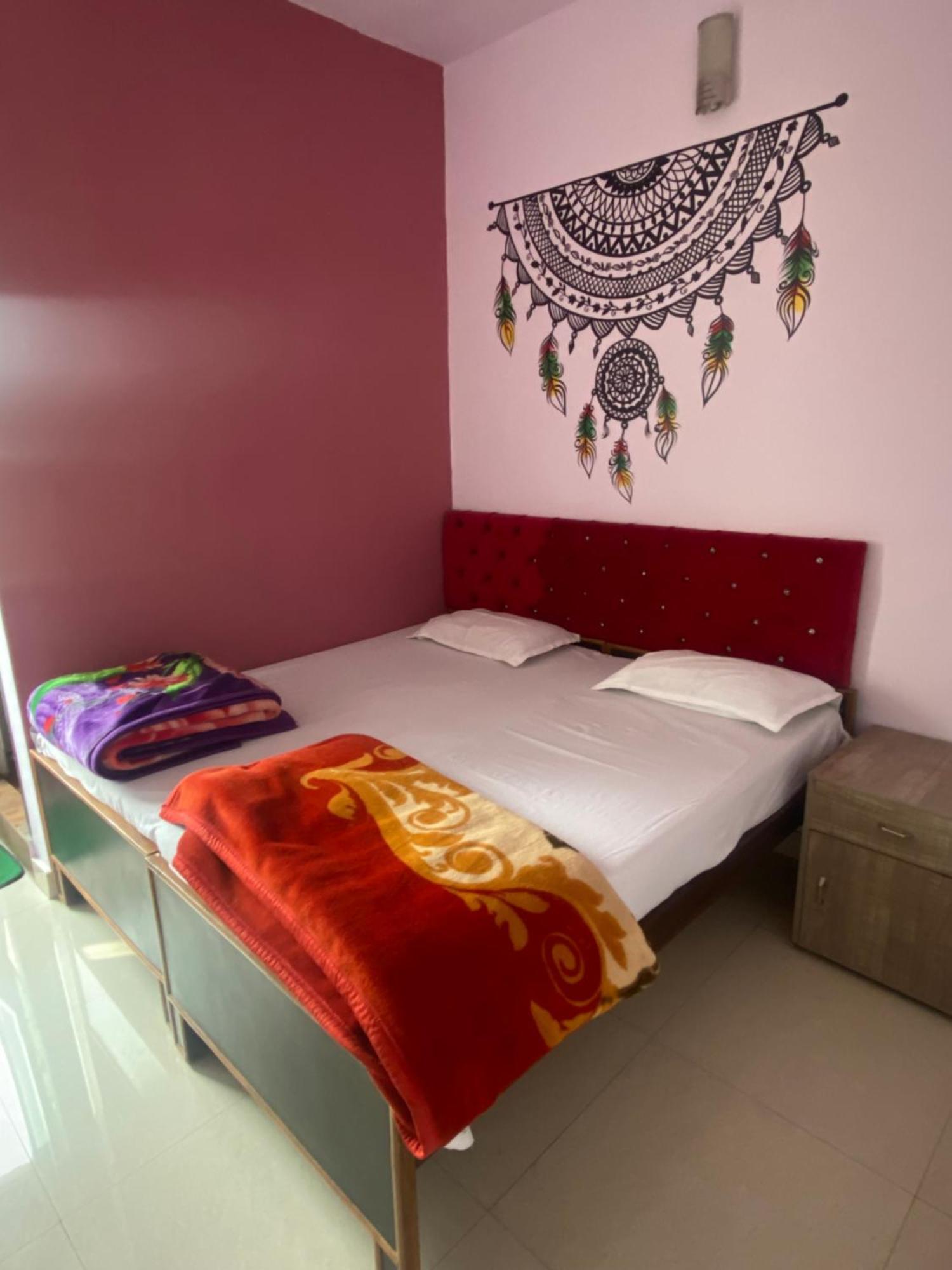 Banaras Paying Guest House Hotel