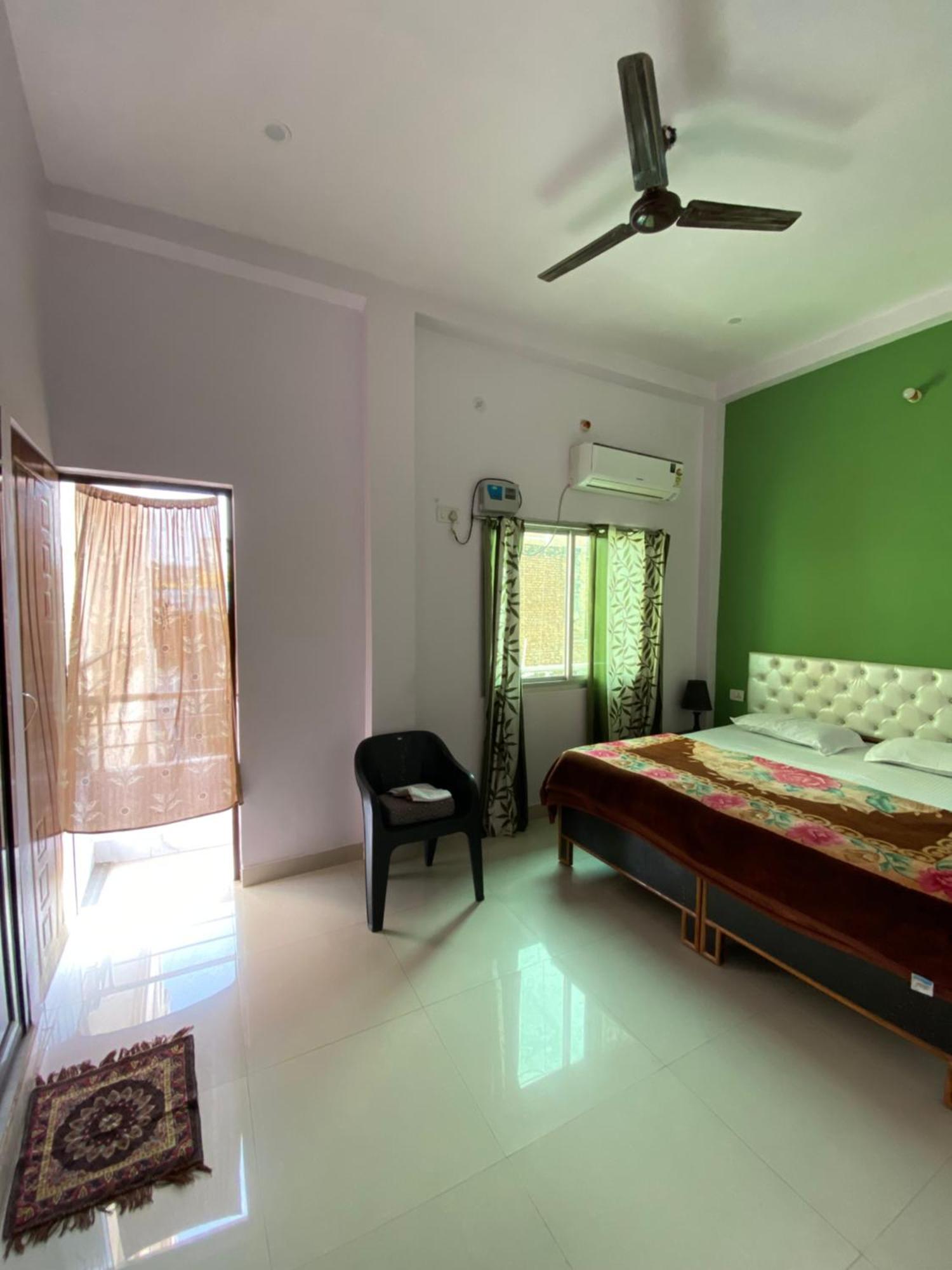 Hotel Banaras Paying Guest House