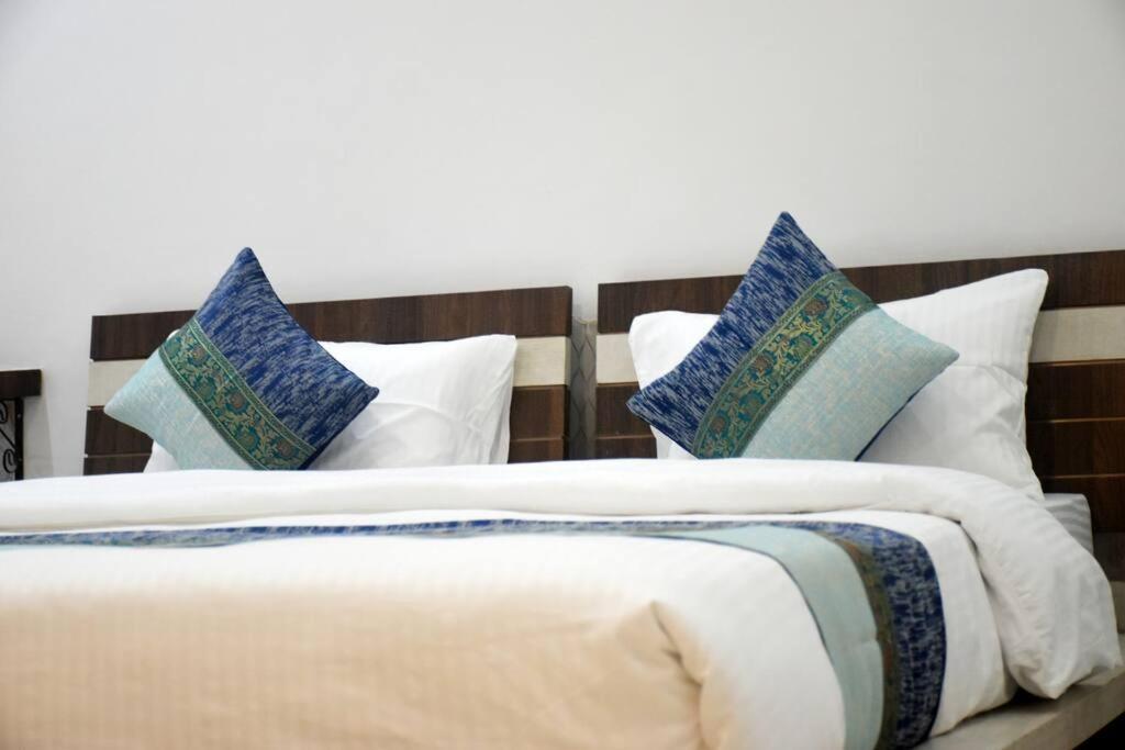 Villa Raahi Luxury Near Kashi Vishwanath Varanasi