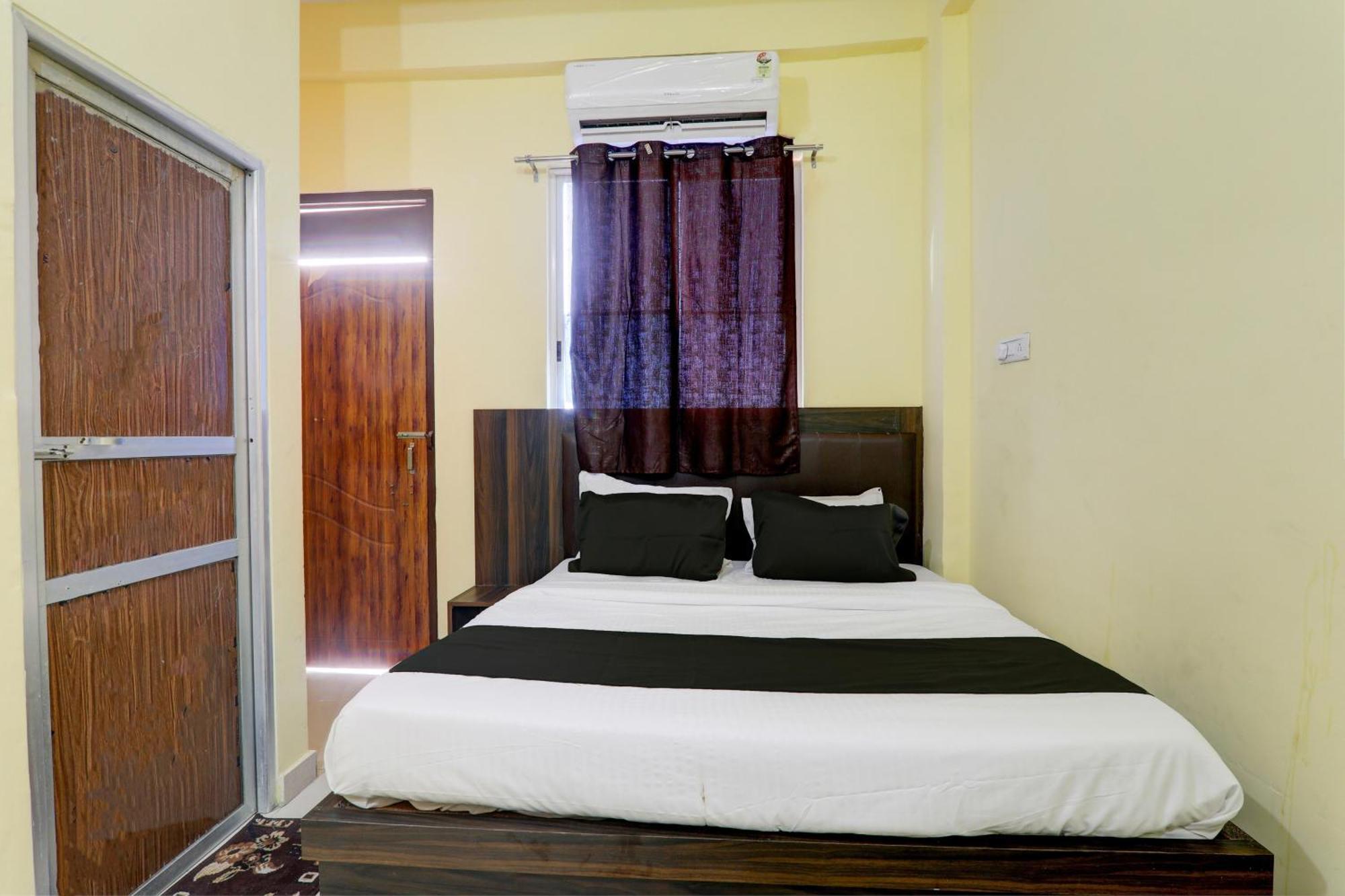 Super O Sadguru Hotel Varanasi