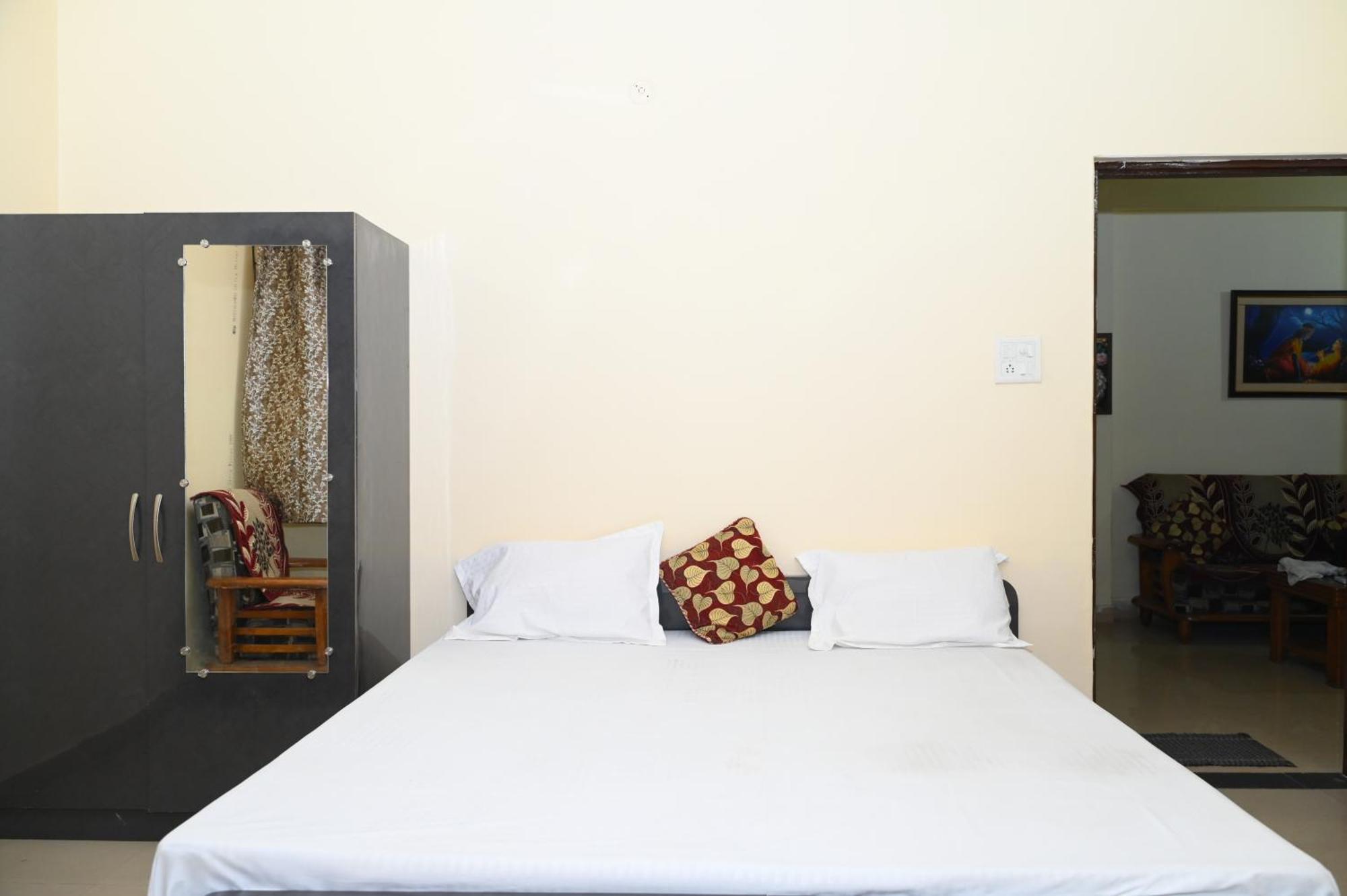 Homestay Kanha Premium *