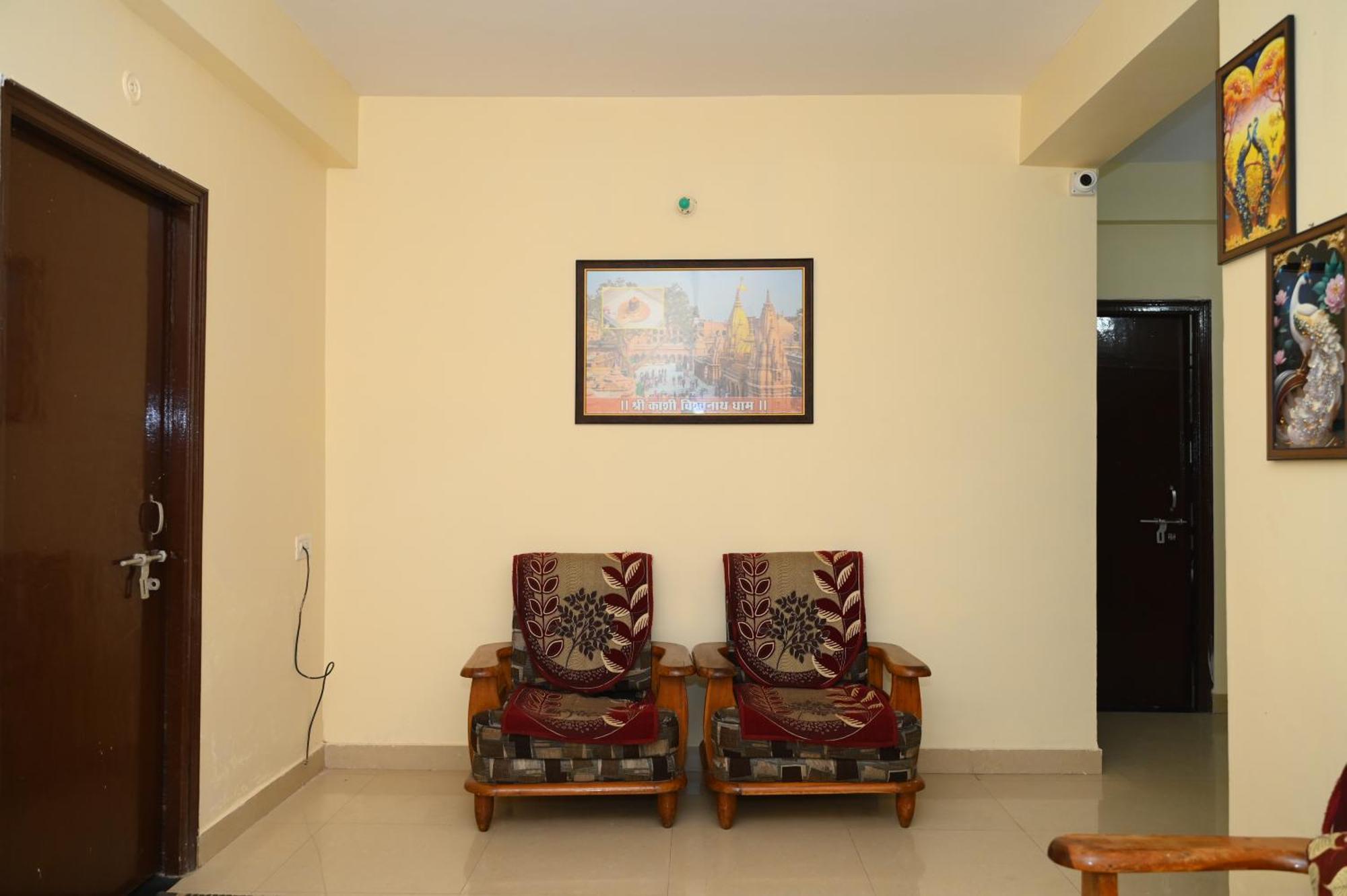 Kanha Premium Homestay Varanasi