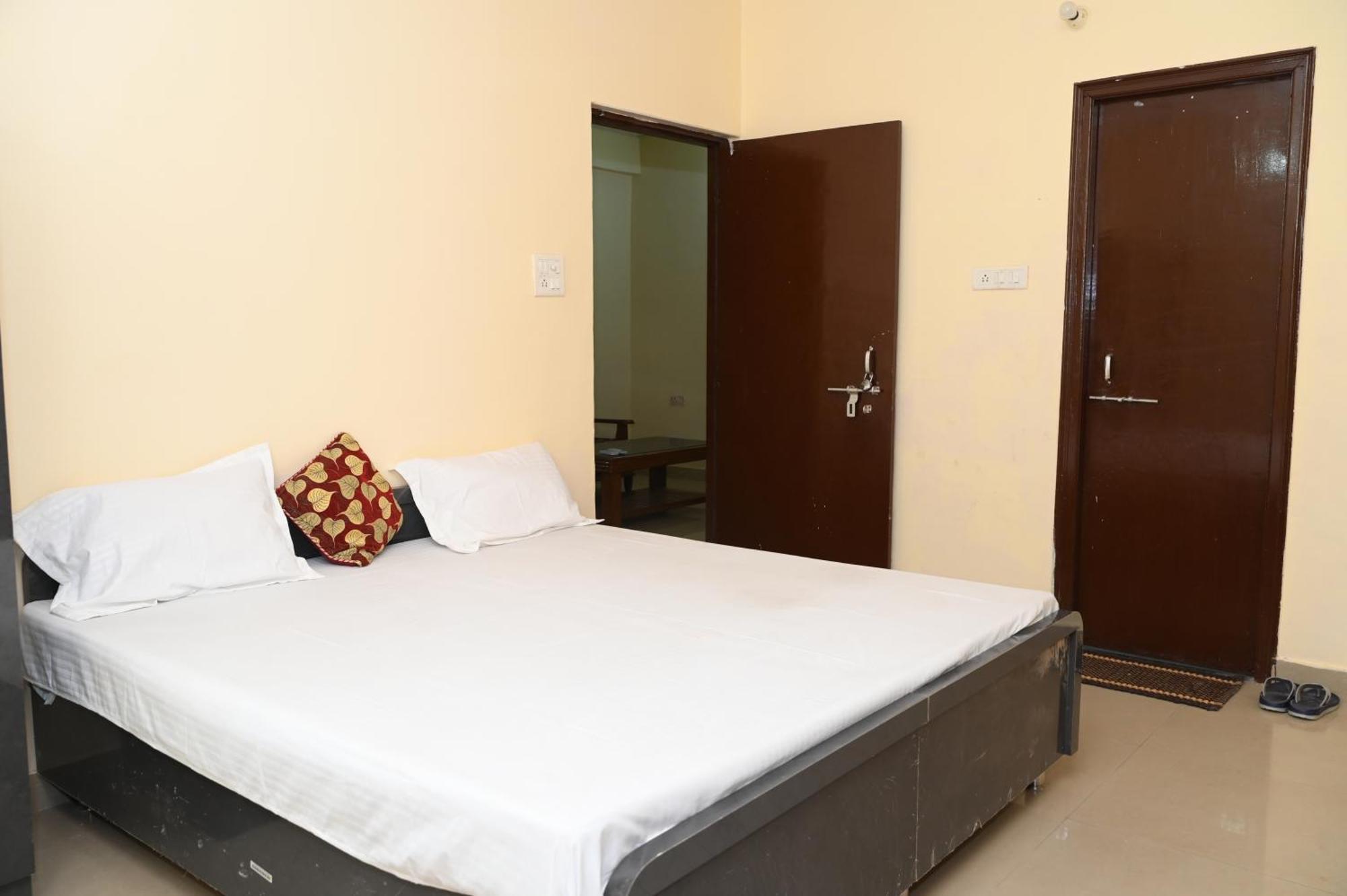 Homestay Kanha Premium *