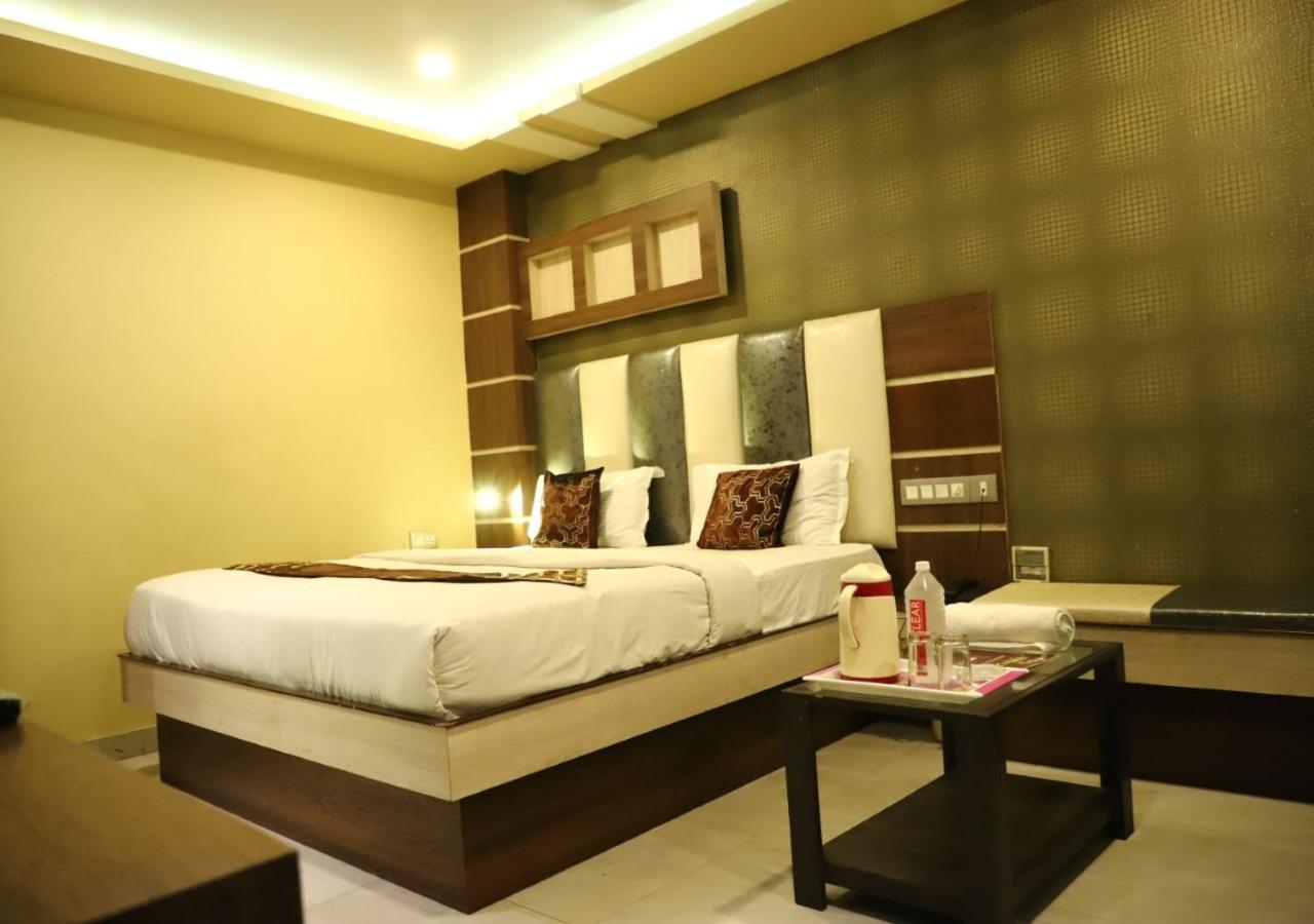Hotel Raj Kamal Palace Varanasi