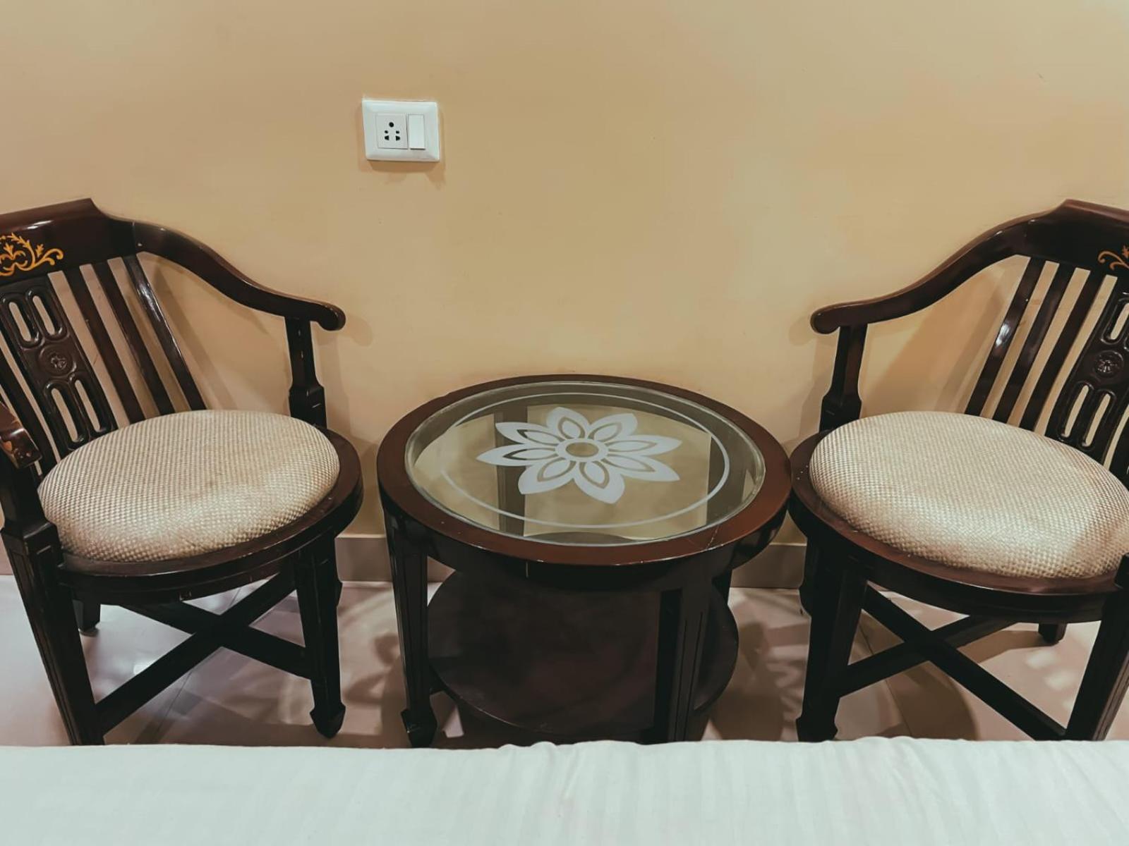S L E Residency Hotel