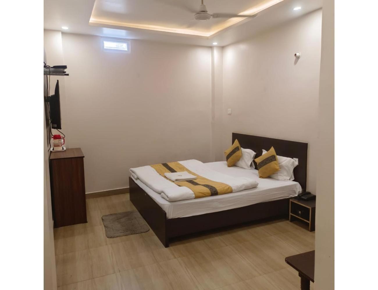 Rudransh Residency, Homestay