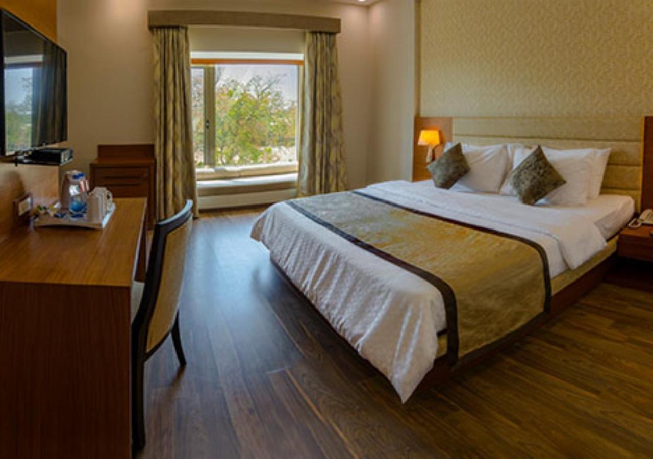 Hotel The India