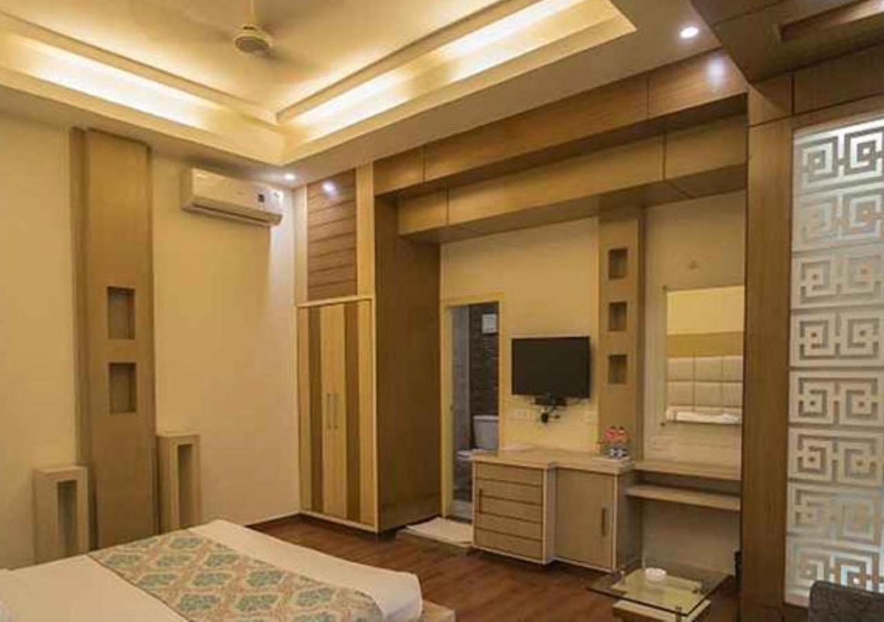 Hotel The India 4*